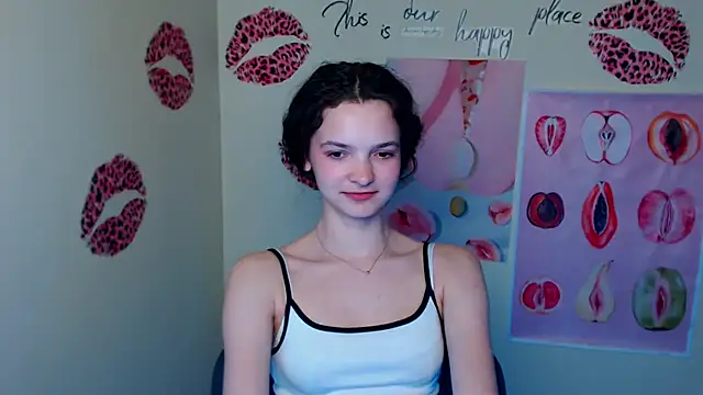 _SusieSu_ Adlı Modelin Canlı XXX Sohbeti