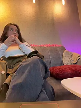 دردشة Antonella_Julieta الجنسية المباشرة