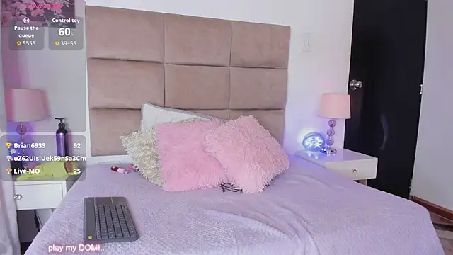 แชท XXX สดของ ashleycurvyy