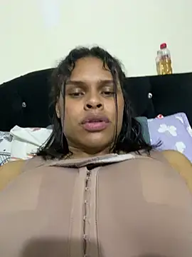 _diamondpamela Live XXX-chat