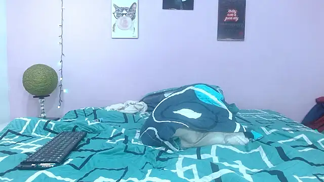 enzzo_rossi Chat XXX in diretta