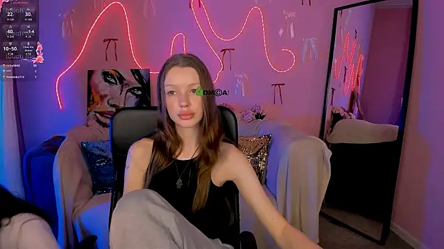 XXX chat uživo modela khloebeauty
