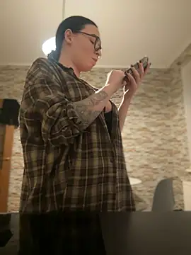 Show modela mc-Barbaraa na web-kameri