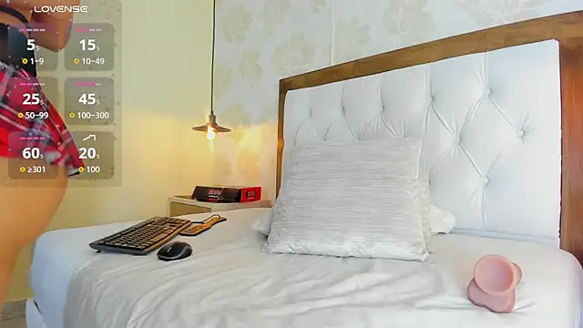 IRISCLARK1 – Live XXX-chat