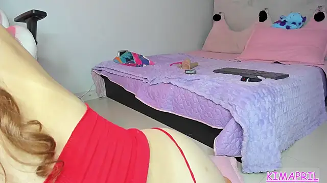 Chat XXX ao vivo de KIMAPRIL