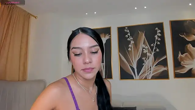 AmaliaCrus: онлайн-секс-чат