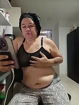 CheekySnowQueen_69 现场XXX聊天