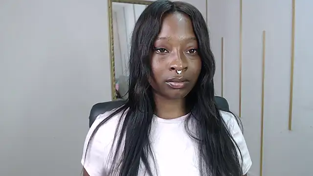 Chat +18 de Nayariskaya ao vivo