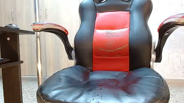 Chat +18 de PaulinaRubio_ ao vivo