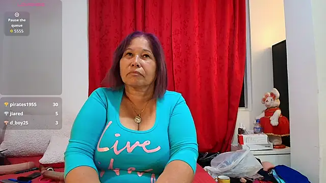 Онлайн чат XXX girl_amada