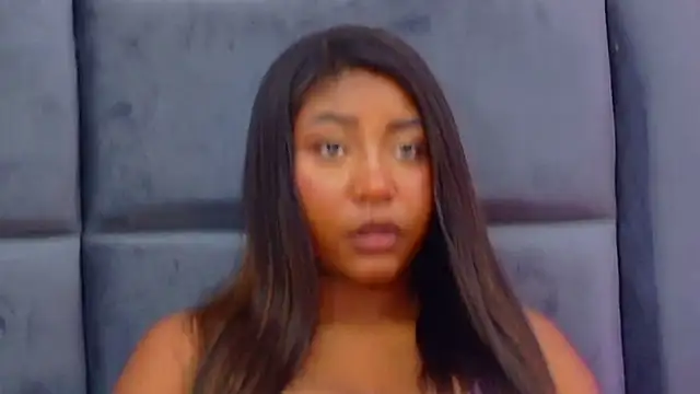 VanessaGlennのライブXXXチャット