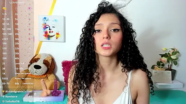 MapeDiamond Adlı Modelin Canlı XXX Sohbeti