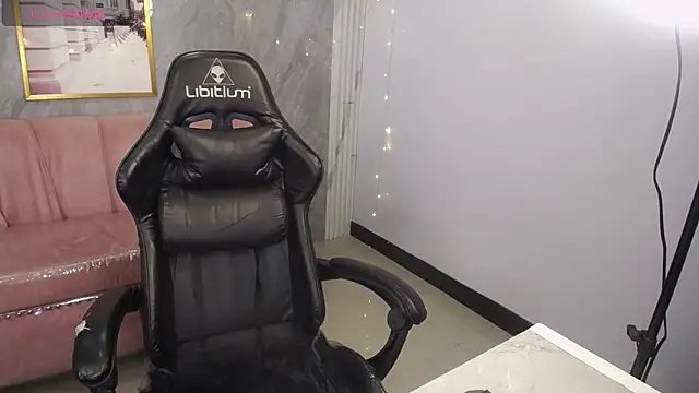 Lina_ch1's Live XXX Chat