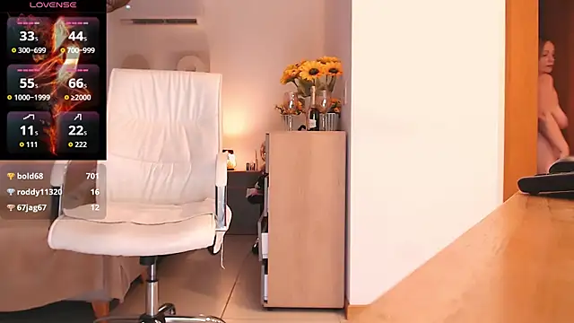 Chatroom XXX en direct de Tilly_Eliot