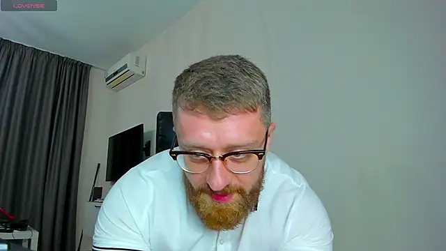Webkamerová show Findom_guy