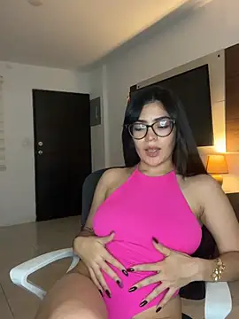 XXX chat uživo modela lucymaciel