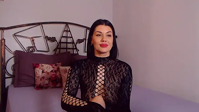 XXX chat uživo modela YvonneEverlee