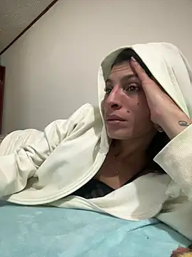 ImCrazzyのライブXXXチャット