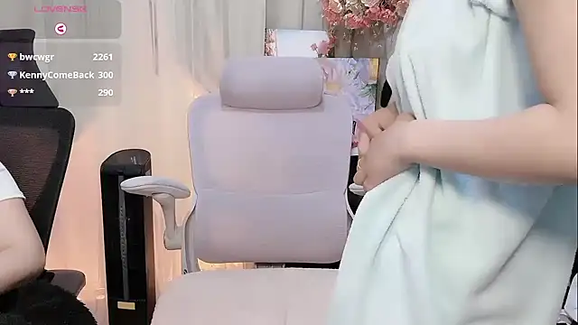 Yvonne-07 在線直播表演