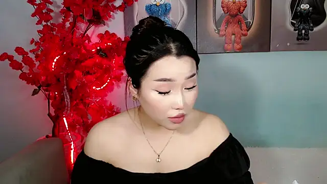 ichiben Adlı Modelin Canlı XXX Sohbeti