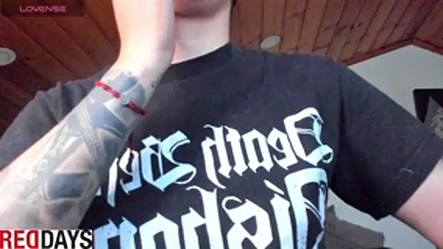 Darkness_jones_ Adlı Modelin Canlı XXX Sohbeti