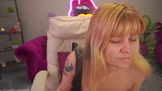 BellaLaPetit 라이브 XXX 채팅