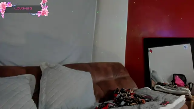 Онлайн чат XXX La_Diabla_111_