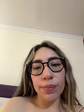 Chat XXX ao vivo de Kataysanti