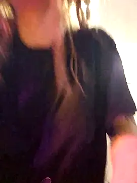 Chat XXX ao vivo de LilyOrion