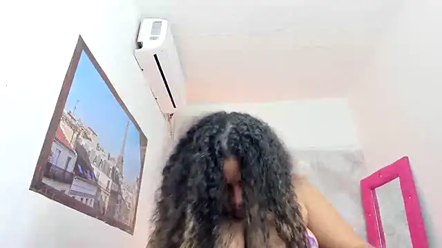 Lunastar02 Chat XXX in diretta