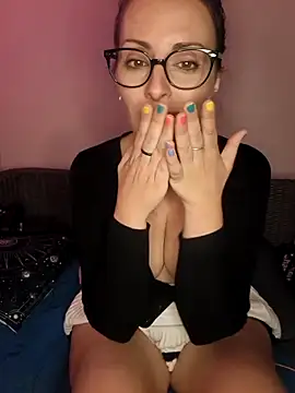 Jade_Emeraud: онлайн-секс-чат