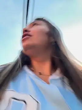 LIZ-06_ – Naživo XXX chat