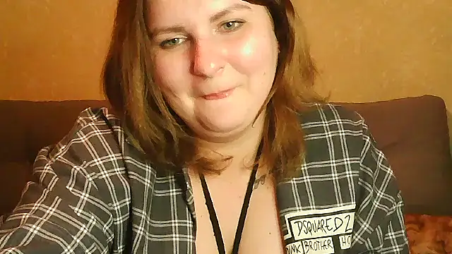 Minisstra Chat XXX live