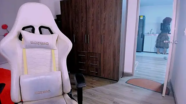 ScarlettMalbec Adlı Modelin Canlı XXX Sohbeti