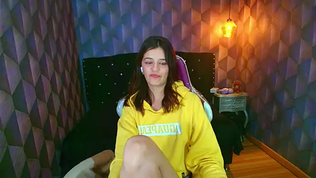 LiaHarryis 即時 XXX 聊天