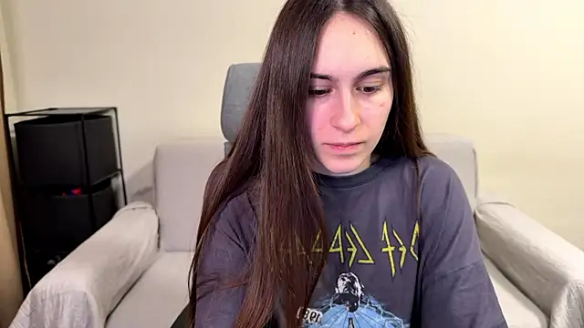 AliceKolltt – Live XXX-chat