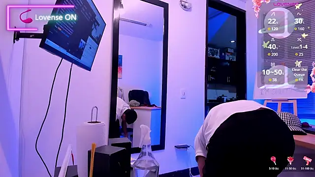 Santy_carrington Chat XXX live