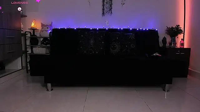 LadyAvalonのライブXXXチャット