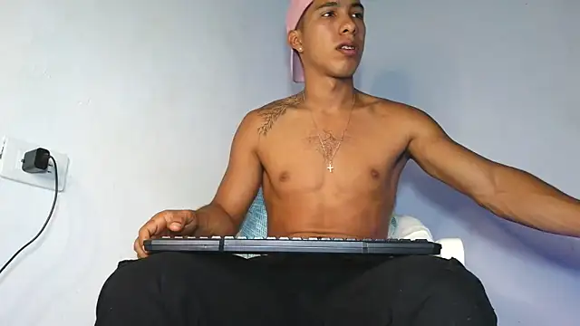 maximo_vega_newv Chat XXX live