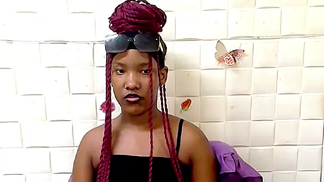 EroticSexyPrada Chat XXX live