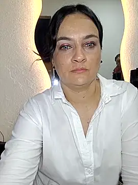 megan_milf79: απευθείας συνομιλία ΧΧΧ