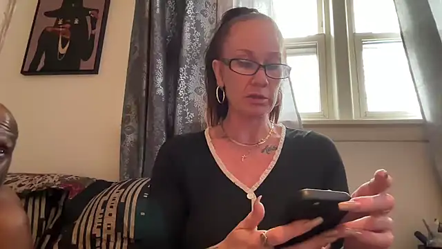 sexyred77713's Live XXX Chat