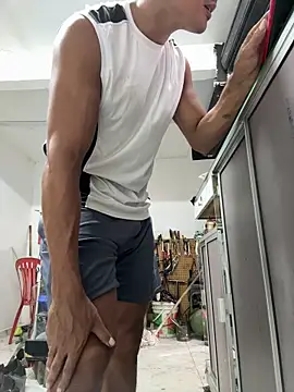 Paul22cm-'s Live XXX Chat