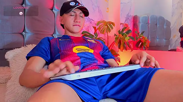 oliver_mr_ Chat XXX live