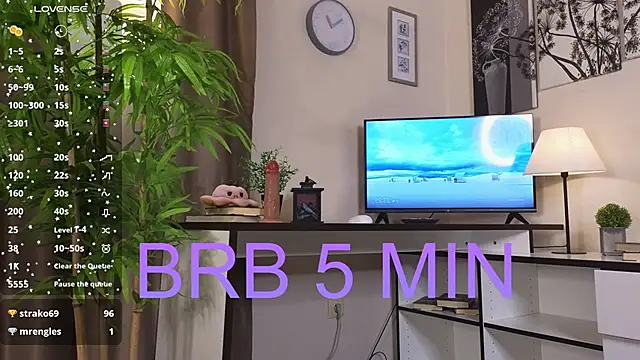 Elsi_Breinors live XXX chat