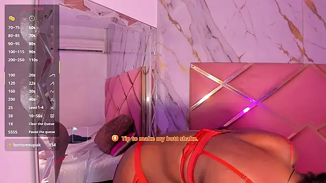 Show modela laurakitty_ na web-kameri