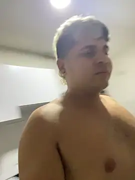 uncontrolled_fire's Live XXX Chat