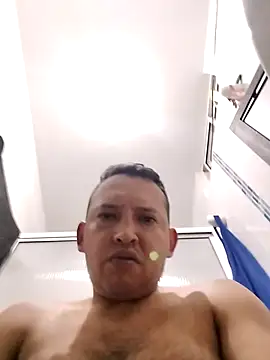 Hachi28 Chat XXX live