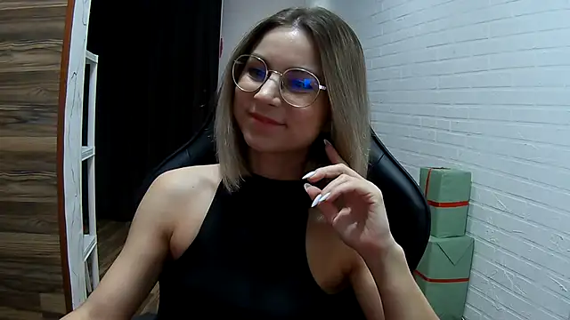 IceMayes: απευθείας συνομιλία ΧΧΧ