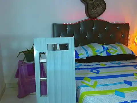 _Santi2 Chat XXX live